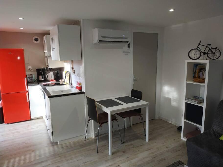 Studio Jacuzzi Prive A 8 Min A Pied De La Plage Daire La Ciotat Dış mekan fotoğraf