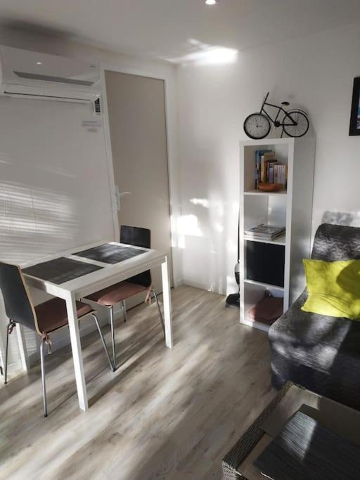 Studio Jacuzzi Prive A 8 Min A Pied De La Plage Daire La Ciotat Dış mekan fotoğraf