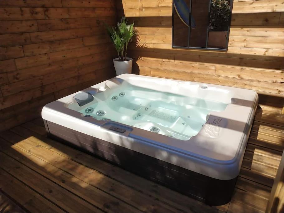 Studio Jacuzzi Prive A 8 Min A Pied De La Plage Daire La Ciotat Dış mekan fotoğraf