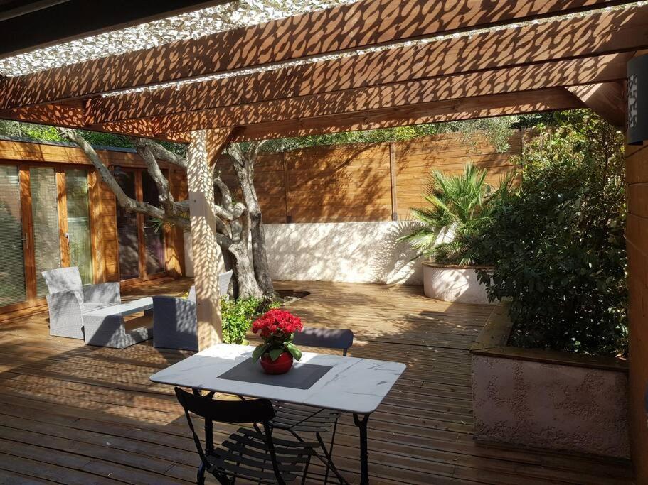 Studio Jacuzzi Prive A 8 Min A Pied De La Plage Daire La Ciotat Dış mekan fotoğraf
